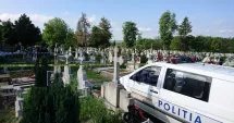 Stire din Eveniment : 14 morminte vandalizate într-un cimitir. Poliția a deschis dosar penal