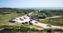 Stire din Eveniment : Dezastrul de pe plajele sălbatice de la Vadu și Corbu. "Este distrusă rezervația!"
