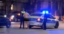Stire din Eveniment : În semn de protest, un bărbat s-a dezbrăcat complet în faţa poliţiştilor. Iată ce pedeapsă a primit