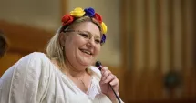Stire din Actualitate : Diana Șoșoacă vrea constuirea unui pol suveranist cu AUR și POT