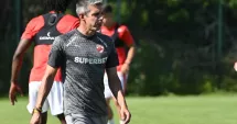 Stire din Sport : Nuno Campos, antrenor Dinamo: „Avem șansa de a ne arăta nivelul în fața campioanei”