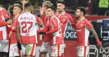 Stire din Sport : Dinamo a învins-o pe Rapid după 11 ani