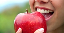Stire din Social : Pentru o dantură sănătoasă,  reglați-vă dieta!