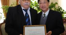 Stire din Cultură-Educație : Diplomă de excelență pentru președintele UDTR