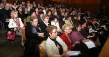 Stire din Cultură-Educație : Culmea naivității! Cu patru ani  de învățământ, poți deveni director de școală