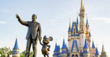 Stire din Actualitate : Fost angajat Disney, condamnat la închisoare după ce a falsificat meniurile și a introdus obscenități