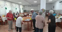 Stire din Social : Jocuri și voie bună pentru seniorii de la Căminul de Persoane Vârstnice