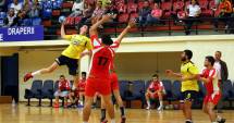Stire din Sport : HC Farul, victorie la scor-fluviu cu CSU Târgoviște - Galerie foto