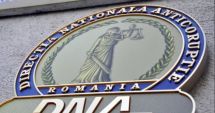 Stire din Eveniment : Reținută pentru LUARE de MITĂ! 3.000 de lei pentru șefa din Finanțele Publice