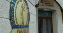 Stire din Eveniment : Ofițer de poliție judiciară reținut pentru luare de mită în valoare de 1,1 milioane euro