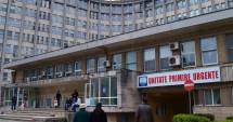 Stire din Eveniment : Doctorul din Spitalul Județean, acuzat de luare de mită,  poate profesa în continuare