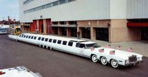 Stire din Auto : VIDEO. RECORD MONDIAL. Cum arată cea mai lungă mașină construită vreodată