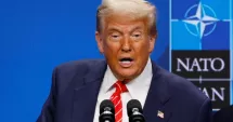 Stire din Actualitate : Donald Trump critică dur NATO, amintind de Groenlanda