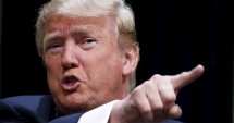 Stire din Actualitate : Donald Trump, acuzat de conflict de interese