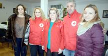 Stire din Social : Crucea Roșie a făcut donații familiilor nevoiașe din Cumpăna
