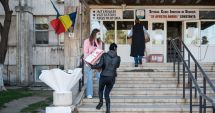 Stire din Social : Angajații Teatrului de Stat sprijină personalul medical