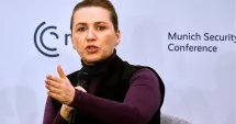 Stire din Actualitate : Premierul danez Mette Frederiksen: „Dorința lui Donald Trump de a controla Groenlanda a rămas intactă“