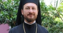 Stire din Eveniment : Fostul episcop al Hușilor, cercetat pentru act sexual cu minori
