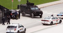 Stire din Actualitate : Incidente armate în Ottawa. Unul dintre autori este militant islamist / Galerie foto