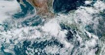 Uragan violent pe coastele Mexicului. Oameni morţi şi răniţi, pagube materiale