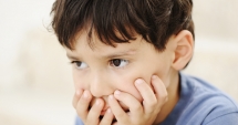 Stire din Sănătate : Drama copiilor cu autism. Nu pot fi integrați în învățământul de masă!