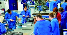 Stire din Economie : Angajatorii nu găsesc ucenici nici de sămânță