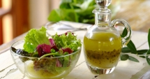 Stire din Diverse : Dressingul perfect pentru o salată prietenoasă cu silueta