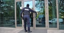 Stire din Eveniment : MITĂ LA UNIVERSITATEA MARITIMĂ CONSTANȚA / CE PEDEPSE AU PRIMIT PROFESORII ȘI STUDENȚII IMPLICAȚI ÎN SCANDALUL DE CORUPȚIE
