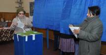 Stire din Politică-Administrație : Prezența la vot la nivel național": 35 %. Câți constănțeni s-au prezentat până acum la urne
