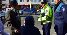 Stire din Eveniment : Galerie foto. ACCIDENT LA CONSTANȚA. Femeie lovită pe trecerea de pietoni, pe bulevardul Lăpușneanu