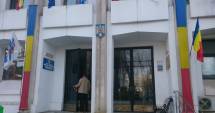 Stire din Eveniment : PERCHEZIȚII LA PRIMĂRIA CONSTANȚA / Radu Mazăre: "Am făcut duș și m-am parfumat, este posibil să nu mă mai întorc acasă"