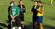 Stire din Sport : Fotbal / FIFA dorește ca la un meci doar căpitanul de echipă să se poată adresa arbitrului