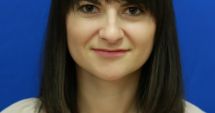Stire din Politică-Administrație : Deputatul Cristina Dumitrache susține utilizarea medicală a canabisului