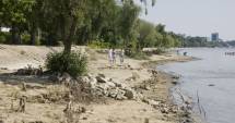 Stire din Social : Nivelul Dunării, foarte scăzut din cauza secetei