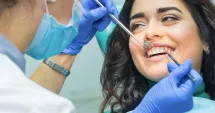 Stire din Actualitate : Ai pierdut un dinte și tot amâni să mergi la dentist? Iată de ce această decizie te costă mai mult decât crezi