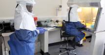 Stire din Actualitate : Canada închide frontierele pentru cetățenii afectați de Ebola