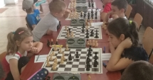 Stire din Sport : Echipa Palatului Copiilor Constanța, campioana Festivalului Șahului Juvenil