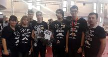 Stire din Cultură-Educație : Echipa de robotică de la Telecomunicații, în finala First Tech Challenge