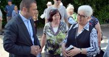 Stire din Politică-Administrație : Edilul din Mangalia, întâlnire cu locuitorii care primesc ajutoare din partea primăriei