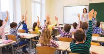 Stire din Cultură-Educație : Ministerul Educației și Cercetării neagă posibilitatea înghețării anului școlar