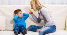Stire din Eveniment : Scandal într-o școală pentru copii cu nevoi speciale. Educatoare acuzate că au umilit și agresat elevi
