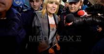 Stire din Eveniment : Elena Udrea, scoasă din DNA cu cătușe și jandarmi