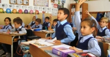 Stire din Cultură-Educație : Pavel Năstase: "Am lansat achiziția manualelor școlare. Termen - luna iulie"