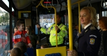 Stire din Eveniment : Elevii și polițiștii constănțeni și-au dat întâlnire, în acest week-end, într-un centru comercial