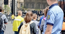 Stire din Eveniment : Elevii din două școli constănțene au primit vizita polițiștilor