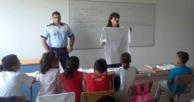 Stire din Eveniment : Elevii din zonele rurale ale județului Constanța, vizitați de polițiști