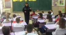 Stire din Eveniment : "Pregătiți pentru viață" / Elevi din Constanța, instruiți de polițiști