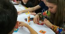 Stire din Cultură-Educație : Atelier de confecționat mărțișoare, la Muzeul de Artă Populară
