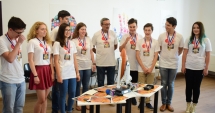 Stire din Cultură-Educație : Au îngenuncheat America! Nouă elevi constănțeni, premiați de NASA