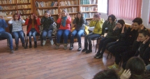 Stire din Cultură-Educație : Elevi, părinți  și profesori  din Mangalia luptă împotriva agresivității